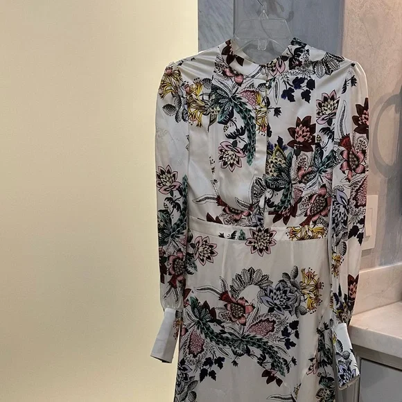 Erdem Size 2-4 Maxi Silk Floral High Neck Dress. Worn 1x. 1 button missing. - Picture 2 of 3